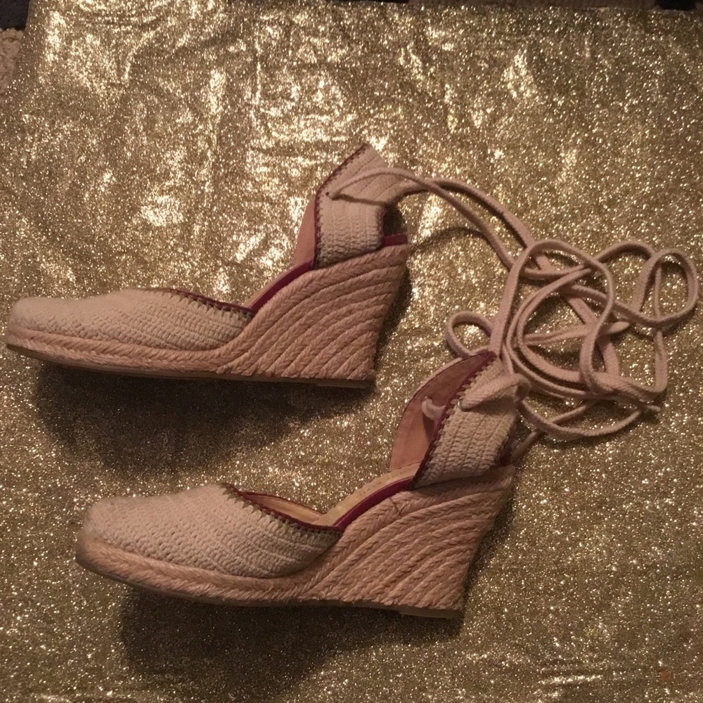 💛⚜️💛⚜️ ANNE KLEIN WOVEN KNIT LOOK SHOES ⚜️… - Picture 6 of 8